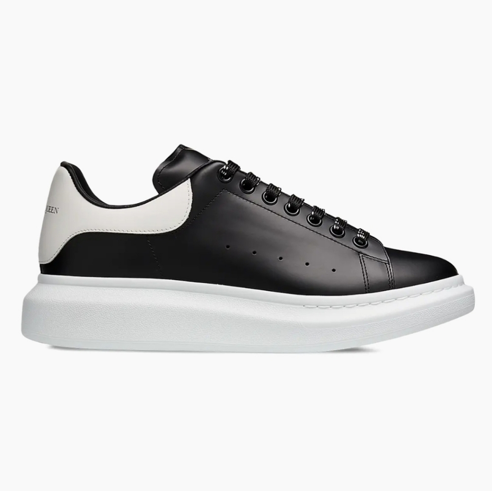 $590 ALEXANDER MCQUEEN Oversized Black/White Leather Sneakers EU 44 US 11 BNIB